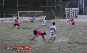 ساحلی 2 300x184 - پیروزی ملوان بندرگز در لیگ برتر فوتبال ساحلی