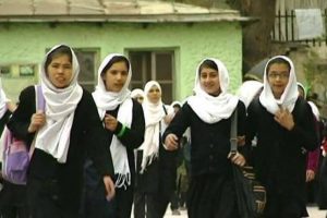 7 300x200 - درخواست دبیرکل سازمان ملل برای بازگشت دختران افغانی به مدارس