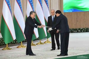 ایران 1 300x200 - ازبکستان خواستار استفاده از ظرفیت همکاری‌های متقابل با ایران است