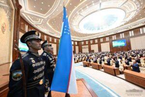 ازبکستان 4 1 300x200 - «شوکت میرضیایف» رئیس جمهور ازبکستان سوگند یاد کرد + تصاویر