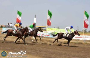 بندرترکمن 2 300x192 - گزارش تصویری هفته سوم مسابقات اسبدوانی تابستانی شهرستان ترکمن