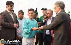 بندرترکمن 5 1 300x192 - گزارش تصویری هفته سوم مسابقات اسبدوانی تابستانی شهرستان ترکمن