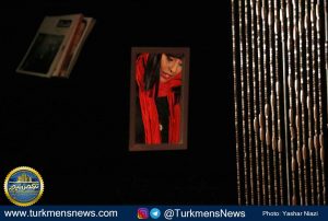 زخم ترکمن نیوز 13 300x202 - اولین اجرای نمایشنامه "بالستیک زخم" روی صحنه تئاتر گنبدکاووس+عکس