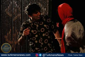 زخم ترکمن نیوز 19 300x202 - اولین اجرای نمایشنامه "بالستیک زخم" روی صحنه تئاتر گنبدکاووس+عکس