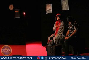 زخم ترکمن نیوز 23 300x202 - اولین اجرای نمایشنامه "بالستیک زخم" روی صحنه تئاتر گنبدکاووس+عکس