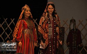 مختومقلی فراغی عکاس آرزو بسیا 8 300x188 - مراسم بزرگداشت سالگرد تولد شاعر ترکمن در گنبدکاووس برگزار شد + تصاویر