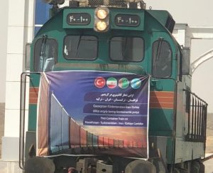 قطار 300x243 - Türkmenistan Orta Aziýada Logistika taýdan geçiş merkezine öwrüldi