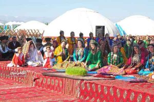 ترکمن 4 300x200 - آداب و رسوم و فرهنگ، ریشه های معنوی مردم ترکمن