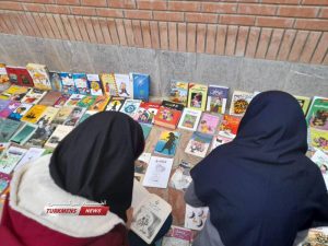 3 300x225 - برگزاری نمایشگاه کتاب در مدارس منطقه محروم جرگلان +تصاویر