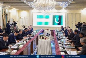 میرضیایف پاکستان 1 300x202 - سفر رئیس‌جمهور ازبکستان به پاکستان و تقویت تجارت منطقه‌ای