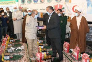 مراسم ترکمن نیوز 5 300x202 - توزیع 10 هزار بسته‌ی معیشتی به مناسبت ماه رمضان توسط حاج محمد شهرکی+تصاویر