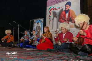 میراث معنوی ادبیات و موسیقی 10 300x199 - همایش میراث معنوی ادبیات و موسیقی ترکمن برگزار شد+عکس