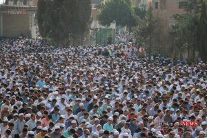 8 32 TN 66 300x200 - نماز عید سعید قربان در عیدگاه اهل سنت گنبد کاووس برگزار شد/گزارش تصویری