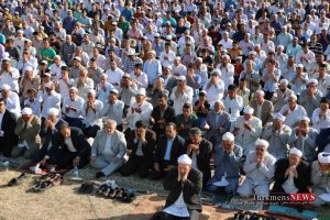 8 32 TN 88 300x200 - نماز عید سعید قربان در عیدگاه اهل سنت گنبد کاووس برگزار شد/گزارش تصویری