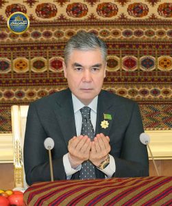 Halk Maslahaty 3 251x300 - Türkmenistanyň Halk Maslahatynyň mejlisinde 30 ýyllyk döwür üçin taryhy çözgüt kabul edildi