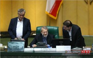 Larijani 11Kh 300x188 - فقط لاریجانی می‌تواند فضای چندقطبی مجلس را اداره کند
