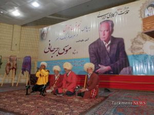 Moosa Jorjani TurkmensNews 11 300x225 - مراسم نکوداشت موسی جرجانی به پاس نیم قرن فعالیت در عرصه فرهنگ و هنر ترکمن برگزار شد