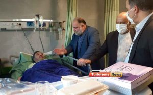غلامرضا ولیپور دوست و همکار روزنامه‌نگارمان در بیمارستان بستری است