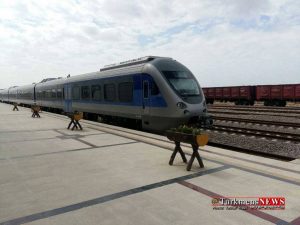ghatar2 6m 300x225 - اجرایی شدن راه آهن گرگان - مشهد نیازمند اعتبارات ویژه است