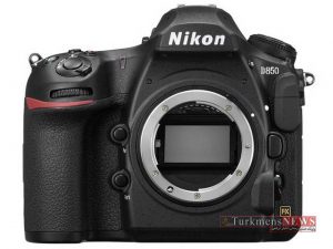 nikon850 1 300x225 - معرفی نیکون D850 / سنسور ۴۵.۷ مگاپیکسلی، فیلمبرداری 4K و قیمت ۳۳۰۰ دلار