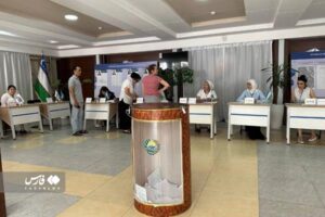 ozbakistan 1 300x200 - انتخابات ریاست جمهوری ازبکستان آغاز شد/ حضور مقامات در انتخابات