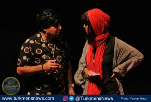 زخم ترکمن نیوز 21 300x202 - اولین اجرای نمایشنامه "بالستیک زخم" روی صحنه تئاتر گنبدکاووس+عکس