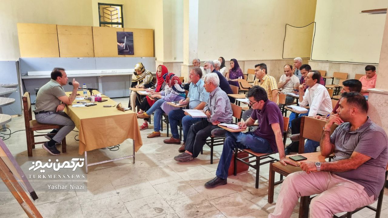کارگاه آموزش تخصصی روزنامه‌نگاران شرق گلستان برگزار شد